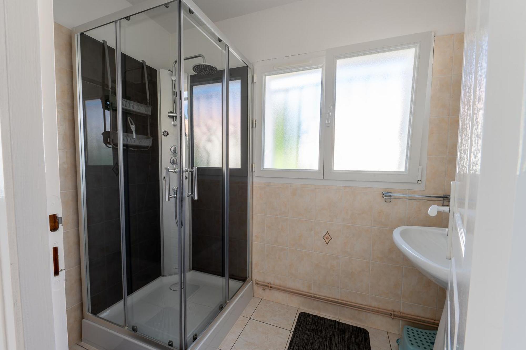 Appartement Independant 80M² Dans Villa Saint-Georges-de-Didonne Eksteriør billede